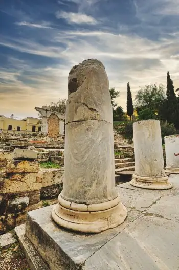 Ancient Columns That Still Stand After Centuries