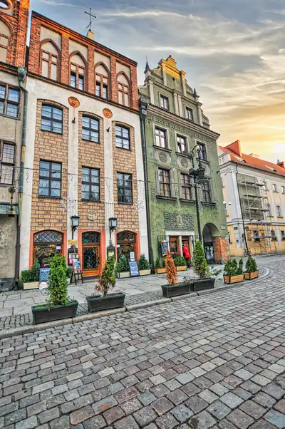 Colourful merchant houses and cobblestones on Stary Rynek in Poznan